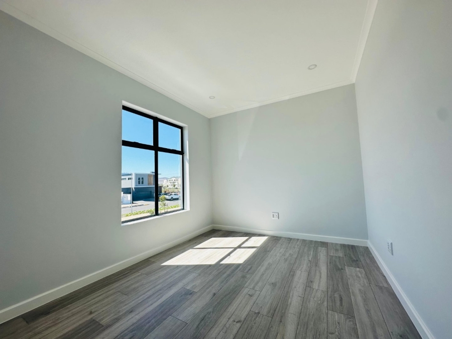 4 Bedroom Property for Sale in Sandown Western Cape